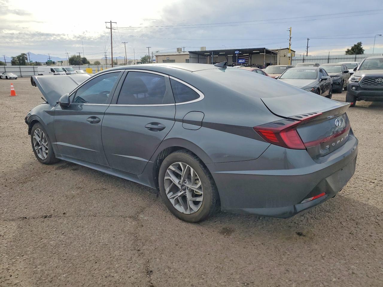 2021 Hyundai Sonata Sel - Фото 2