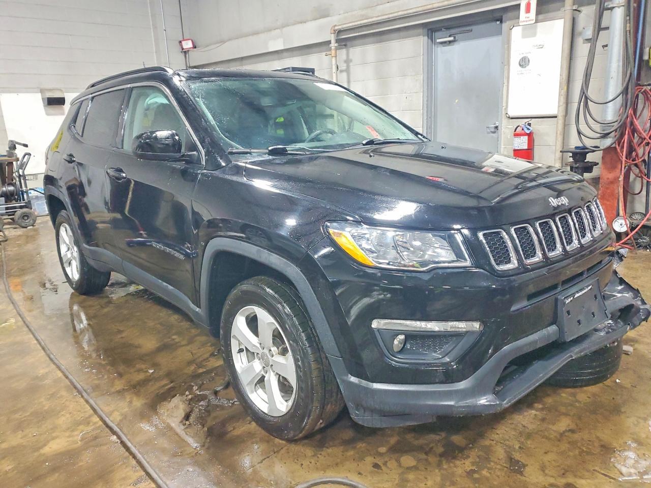 2019 Jeep Compass Latitude - Image 4