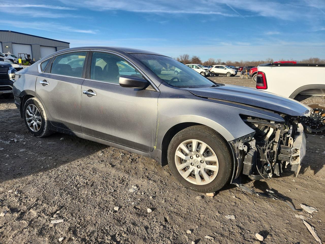 2017 Nissan Altima 2.5 - Фото 4