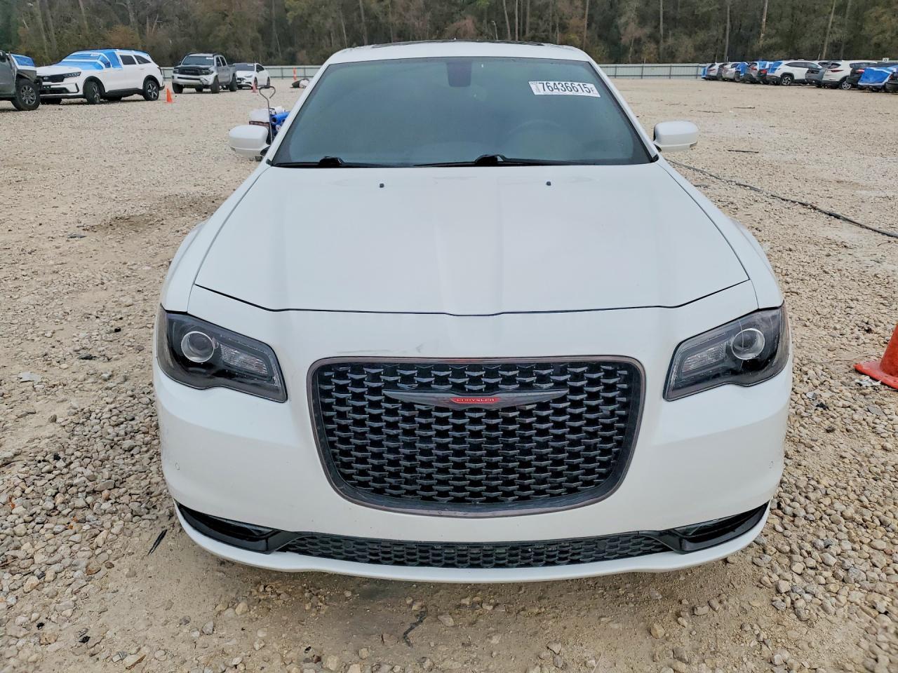 2021 Chrysler 300 S - Фото 5