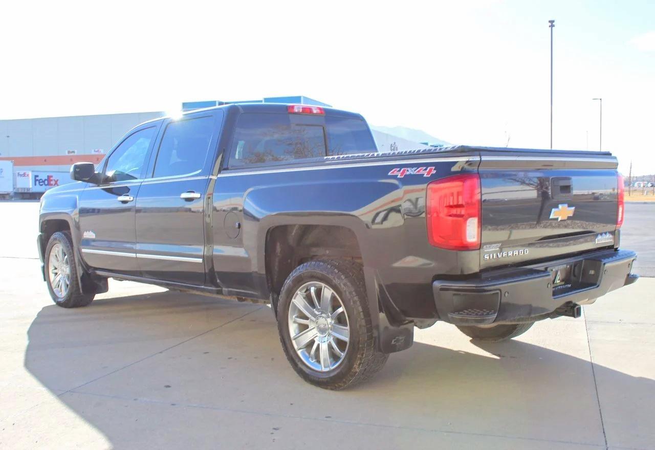 2017 Chevrolet Silverado K1500 High Country - Image 4