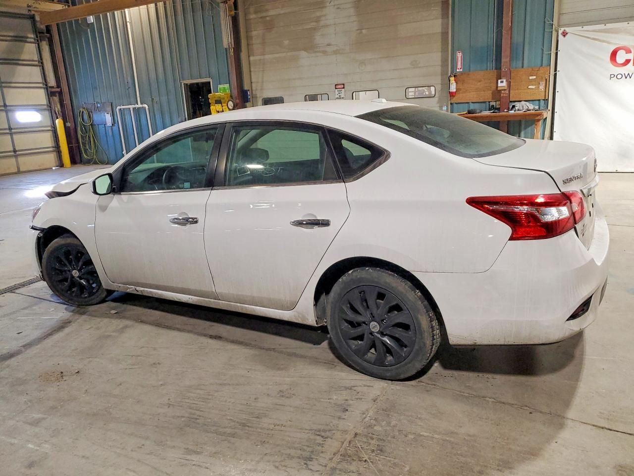 2019 Nissan Sentra S - Фото 2