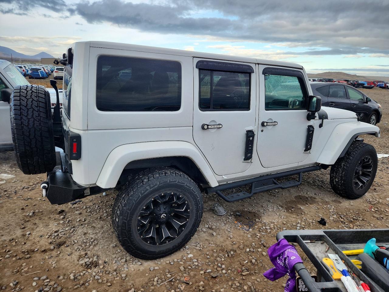 2014 Jeep Wrangler Unlimited Sahara - Фото 3