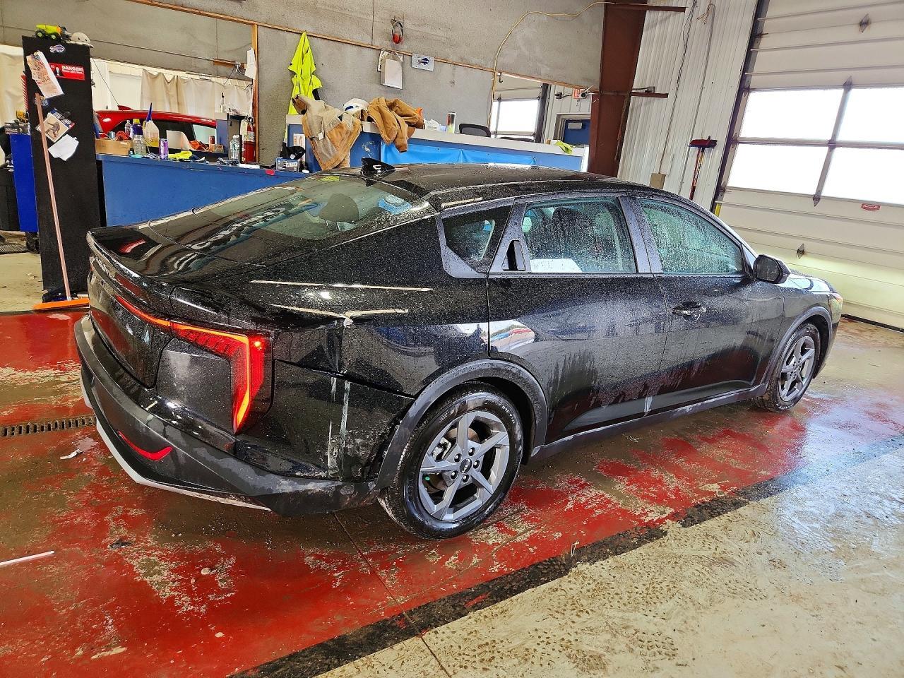 2025 Kia K4 Lxs - Фото 3