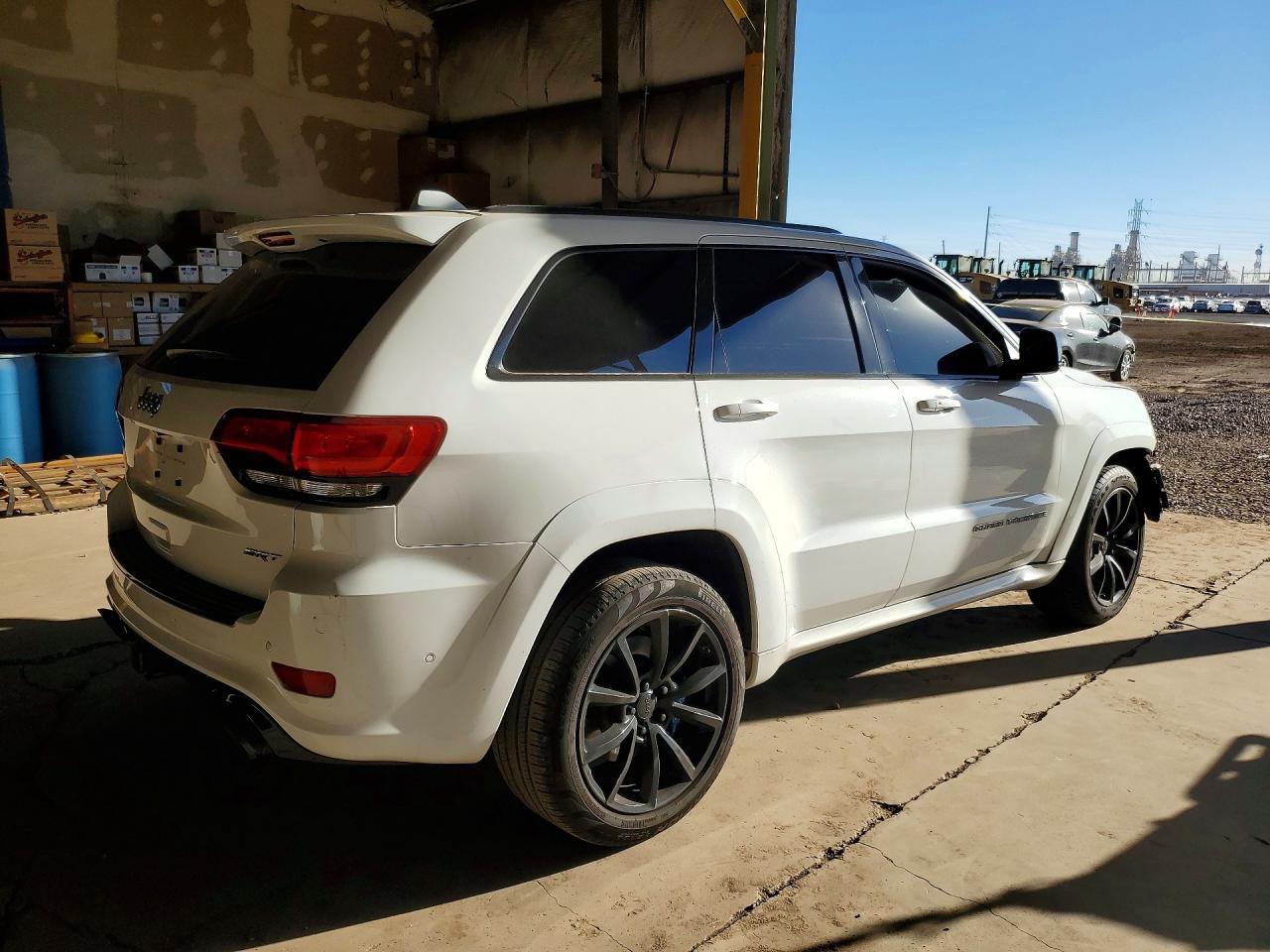 2017 Jeep Grand Cherokee Srt-8 - Фото 3