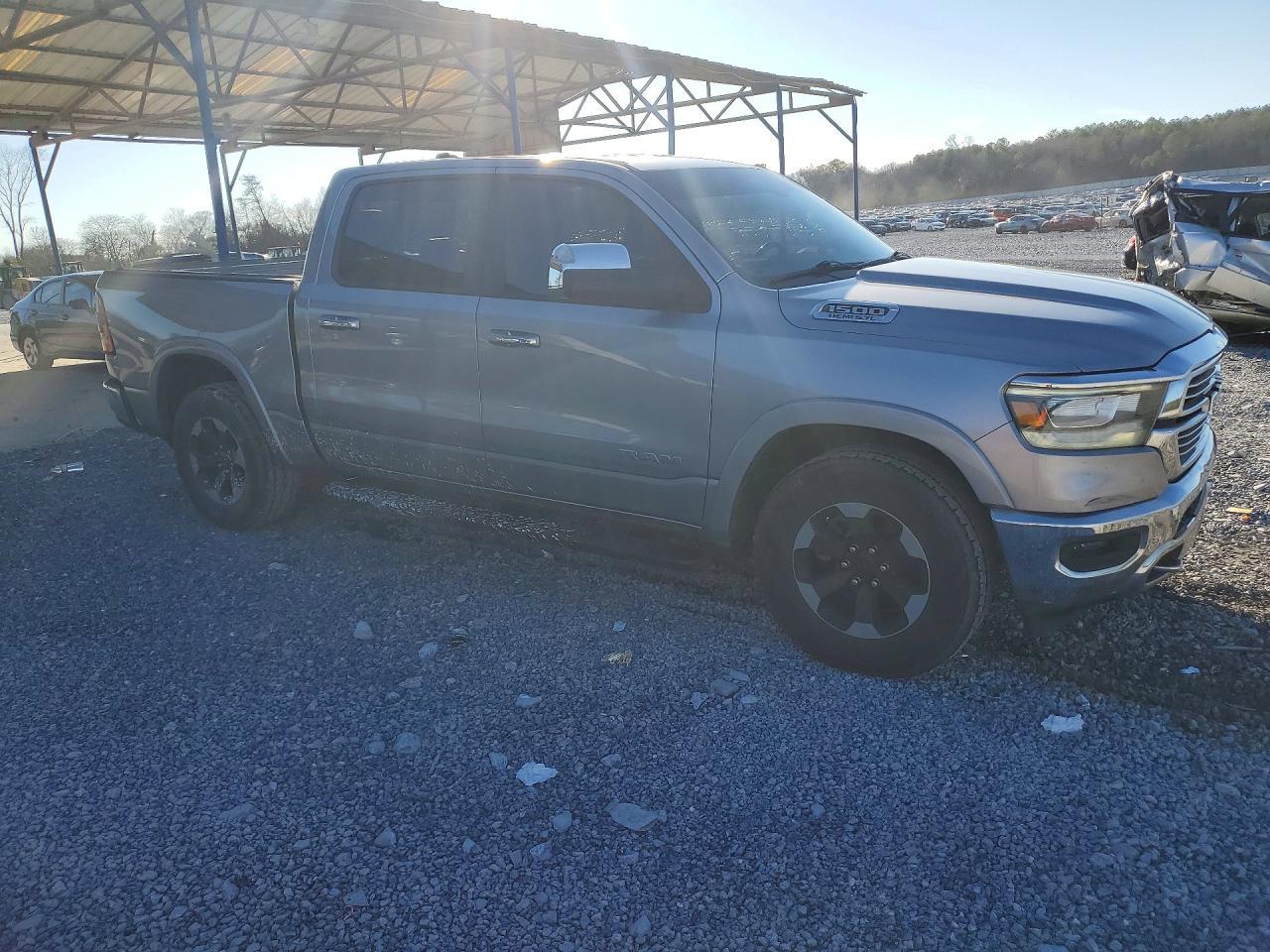 2019 Ram 1500 Laramie - Фото 4