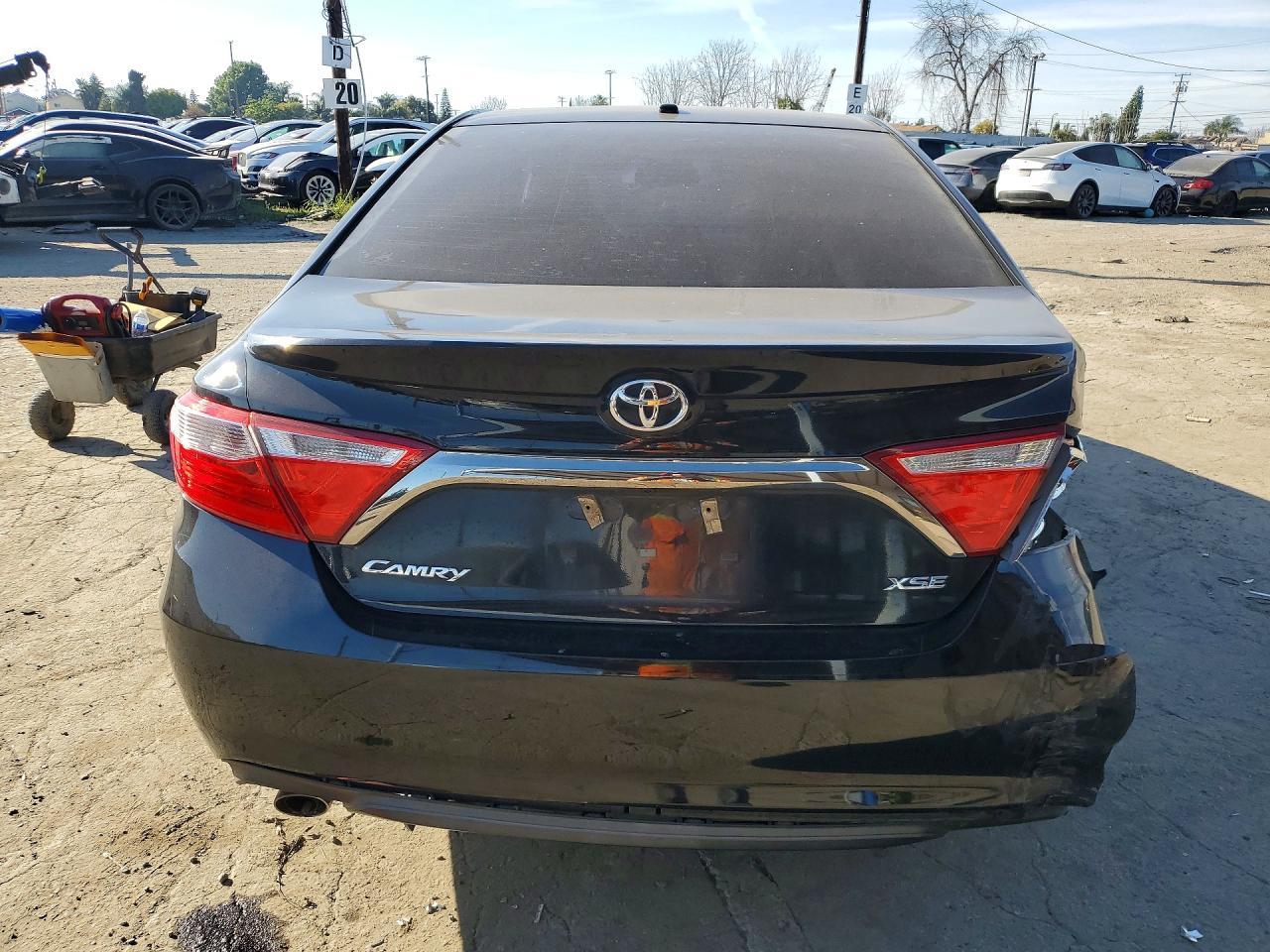 2017 Toyota Camry Xse V6 - Фото 6
