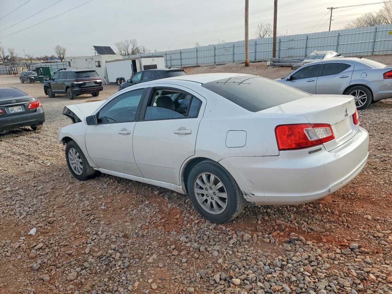2010 Mitsubishi Galant Fe - Фото 2