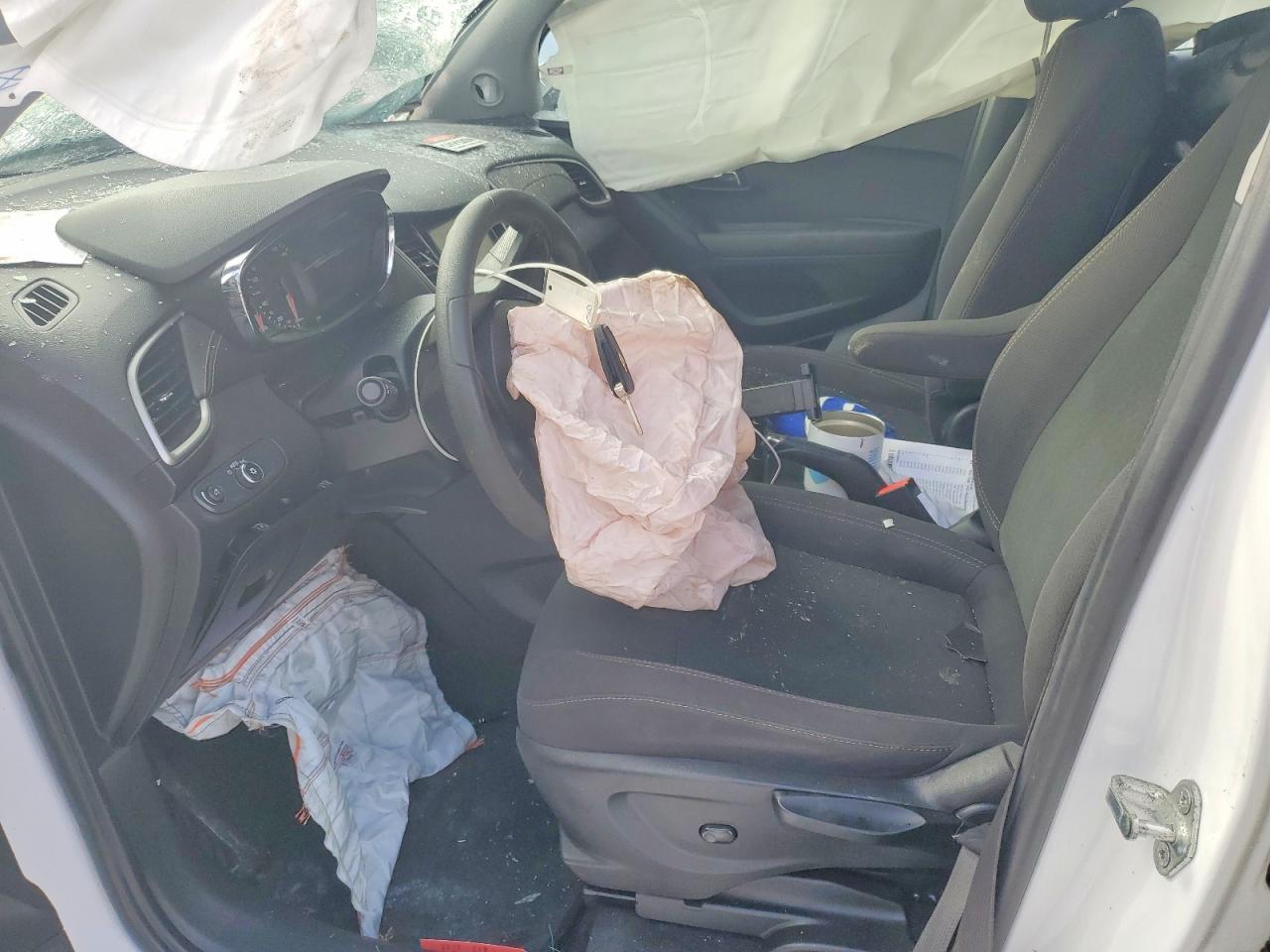2019 Chevrolet Trax Ls - Image 7