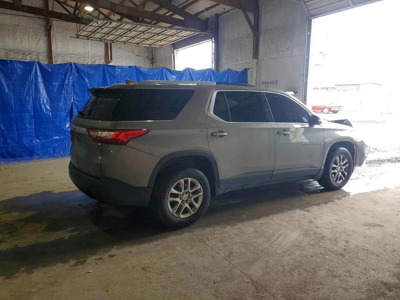 2018 Chevrolet Traverse Lt - Фото 3
