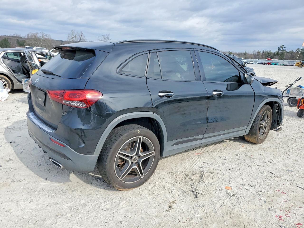 2021 Mercedes-Benz Gla 250 - Фото 3