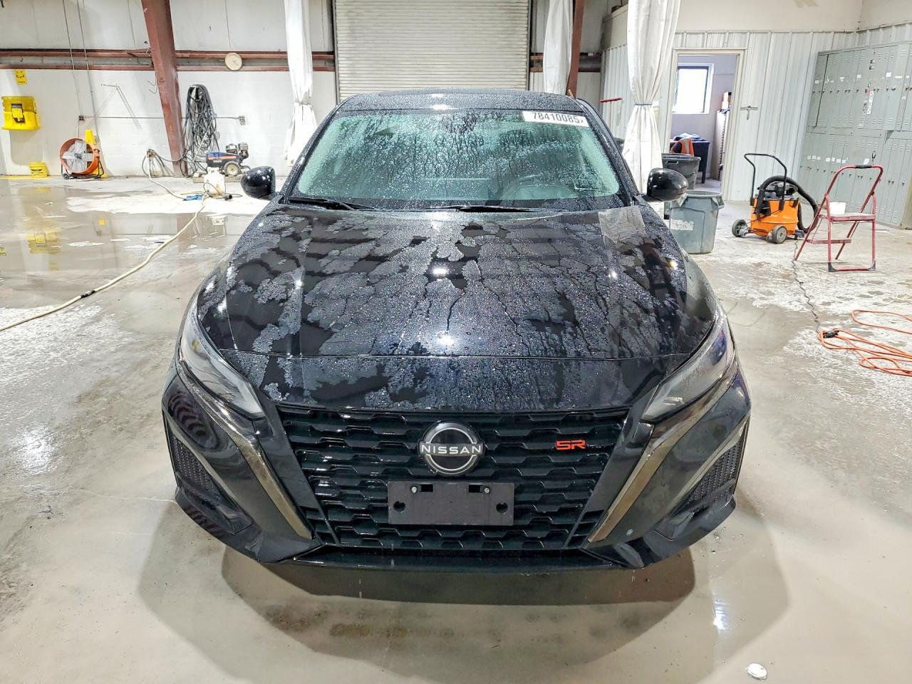 2023 Nissan Altima 2.5 Sr - Image 5