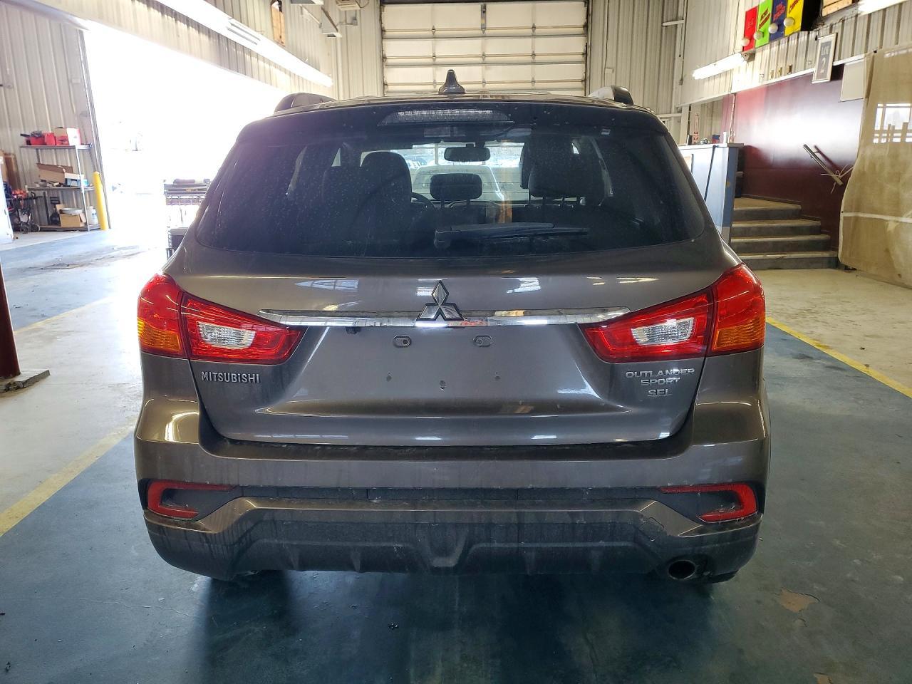 2018 Mitsubishi Outlander Sport Sel - Фото 6