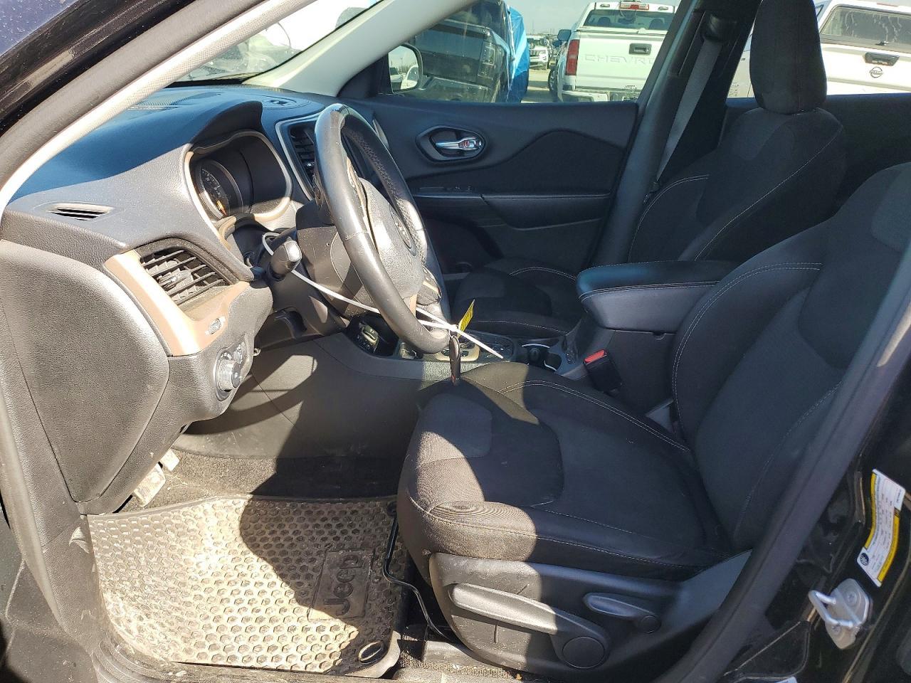 2016 Jeep Cherokee Latitude - Фото 7