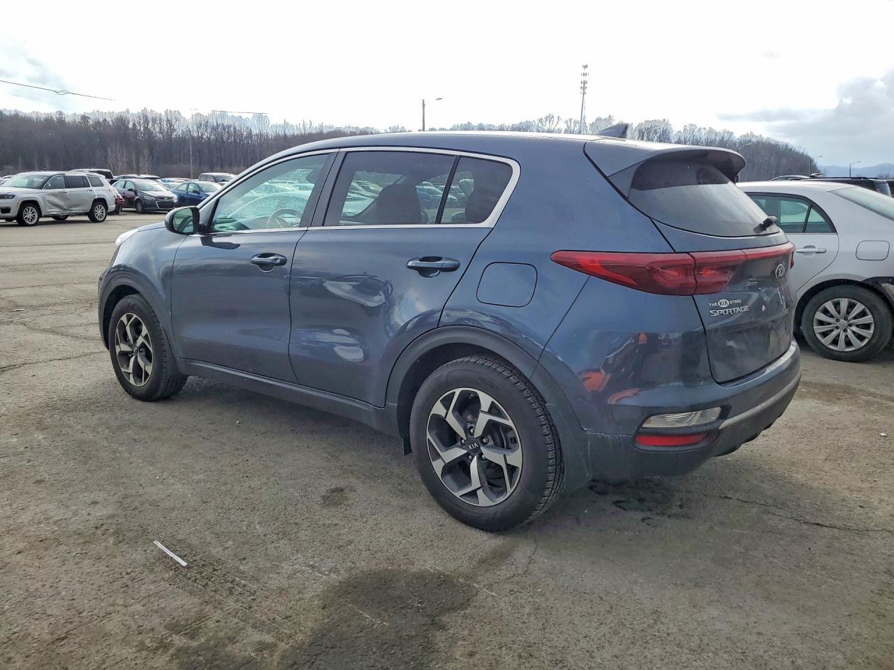 2020 Kia Sportage Lx - Фото 2