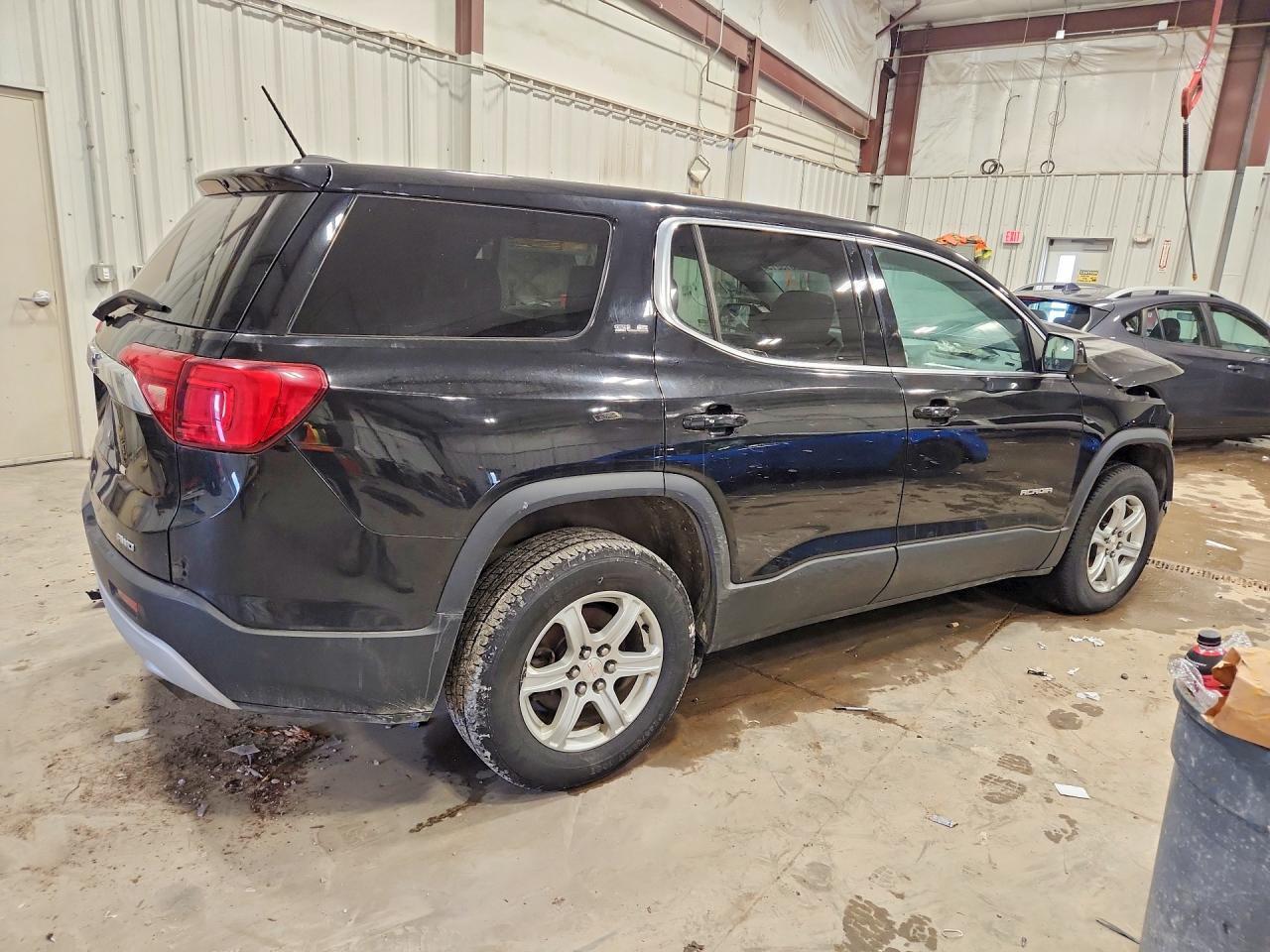 2017 GMC Acadia Sle - Image 3