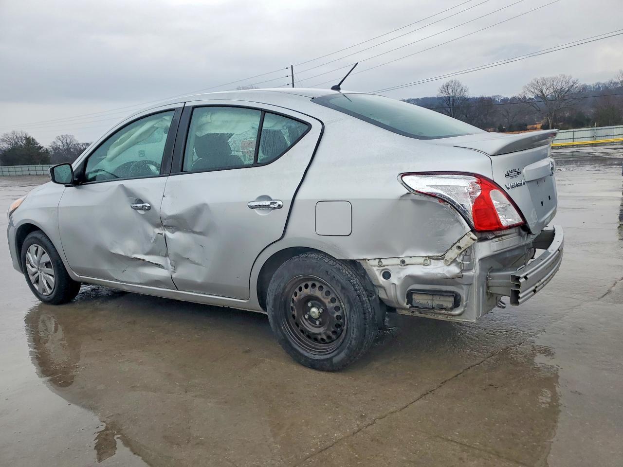 2017 Nissan Versa S - Image 2
