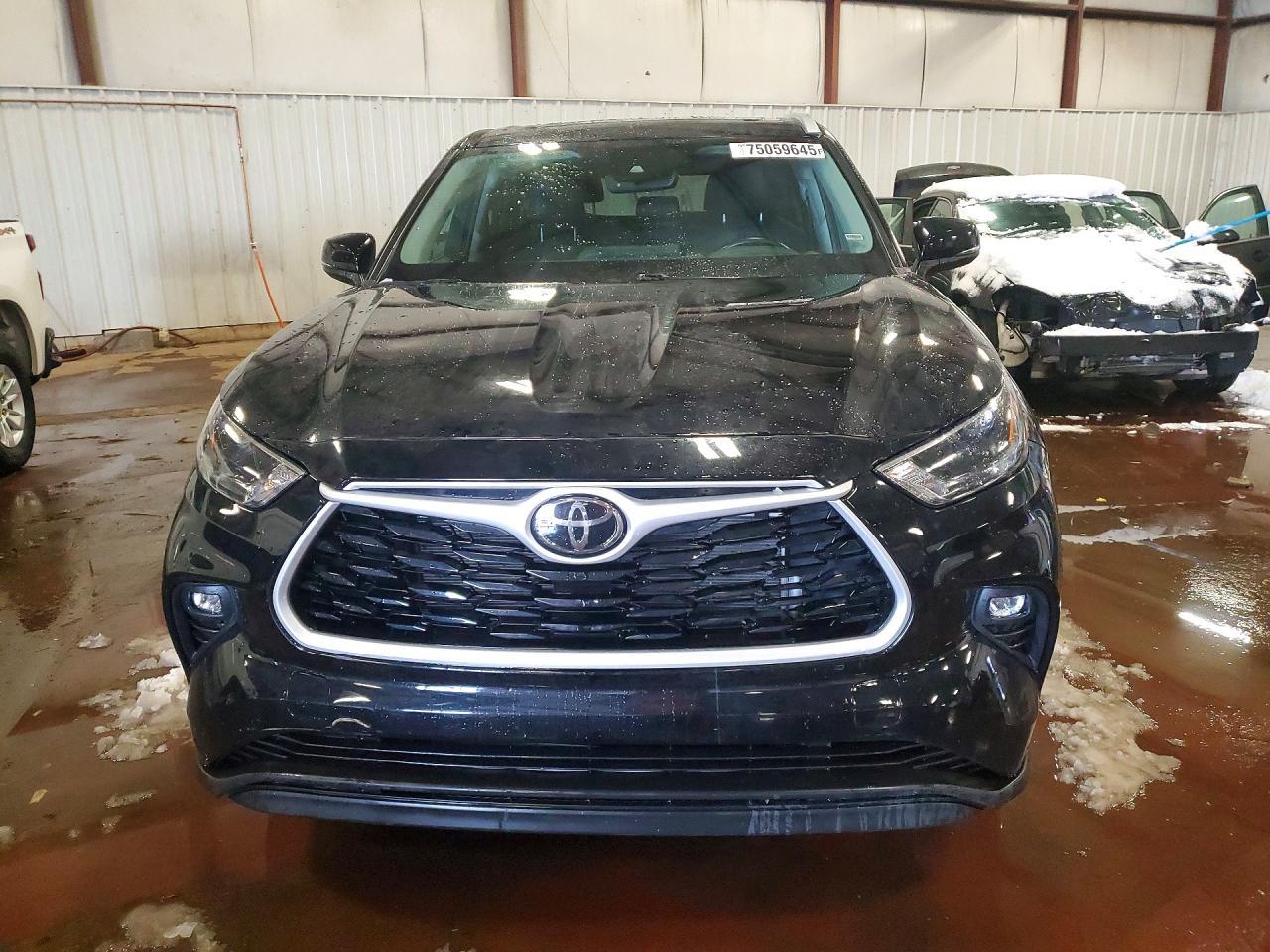 2022 Toyota Highlander Xle - Image 5