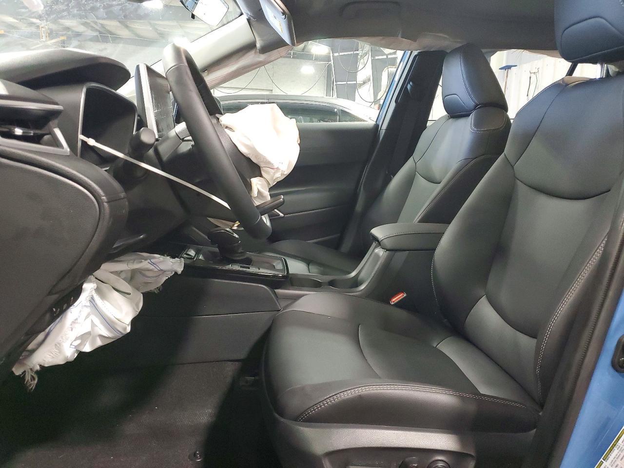 2026 Toyota Corolla Cross Xle - Фото 7