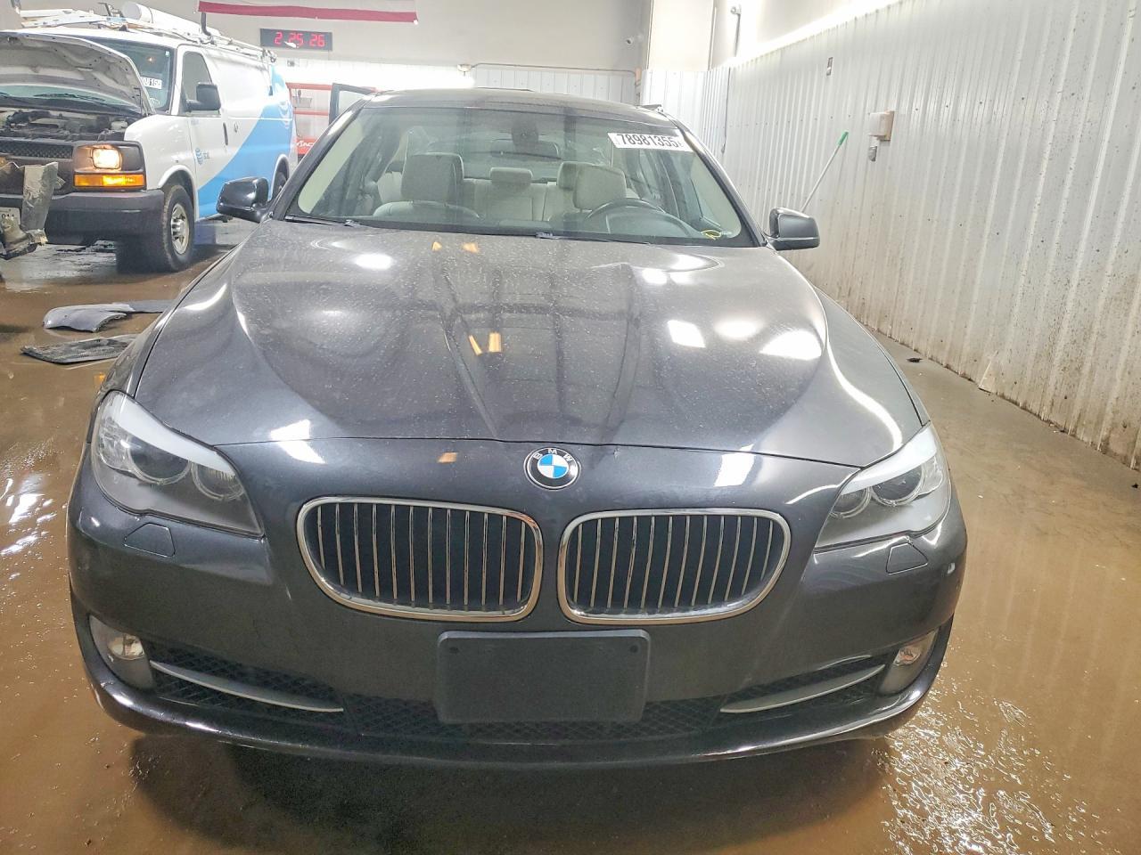 2011 BMW 535 Xi - Image 5