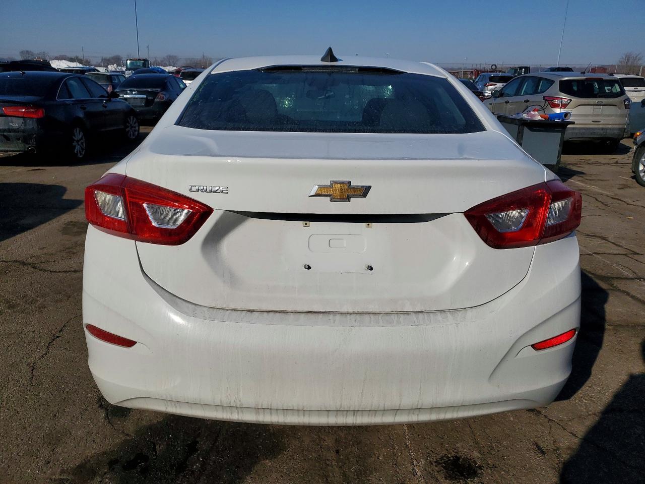 2018 Chevrolet Cruze Ls - Фото 6