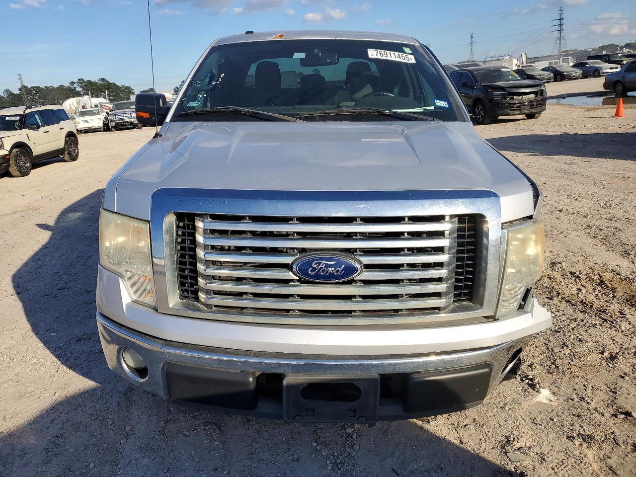 2011 Ford F150 Supercrew - Image 5