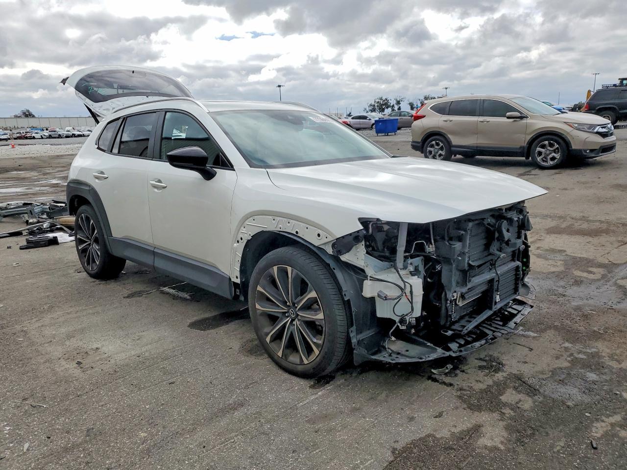 2023 Mazda Cx-50 Base - Image 4