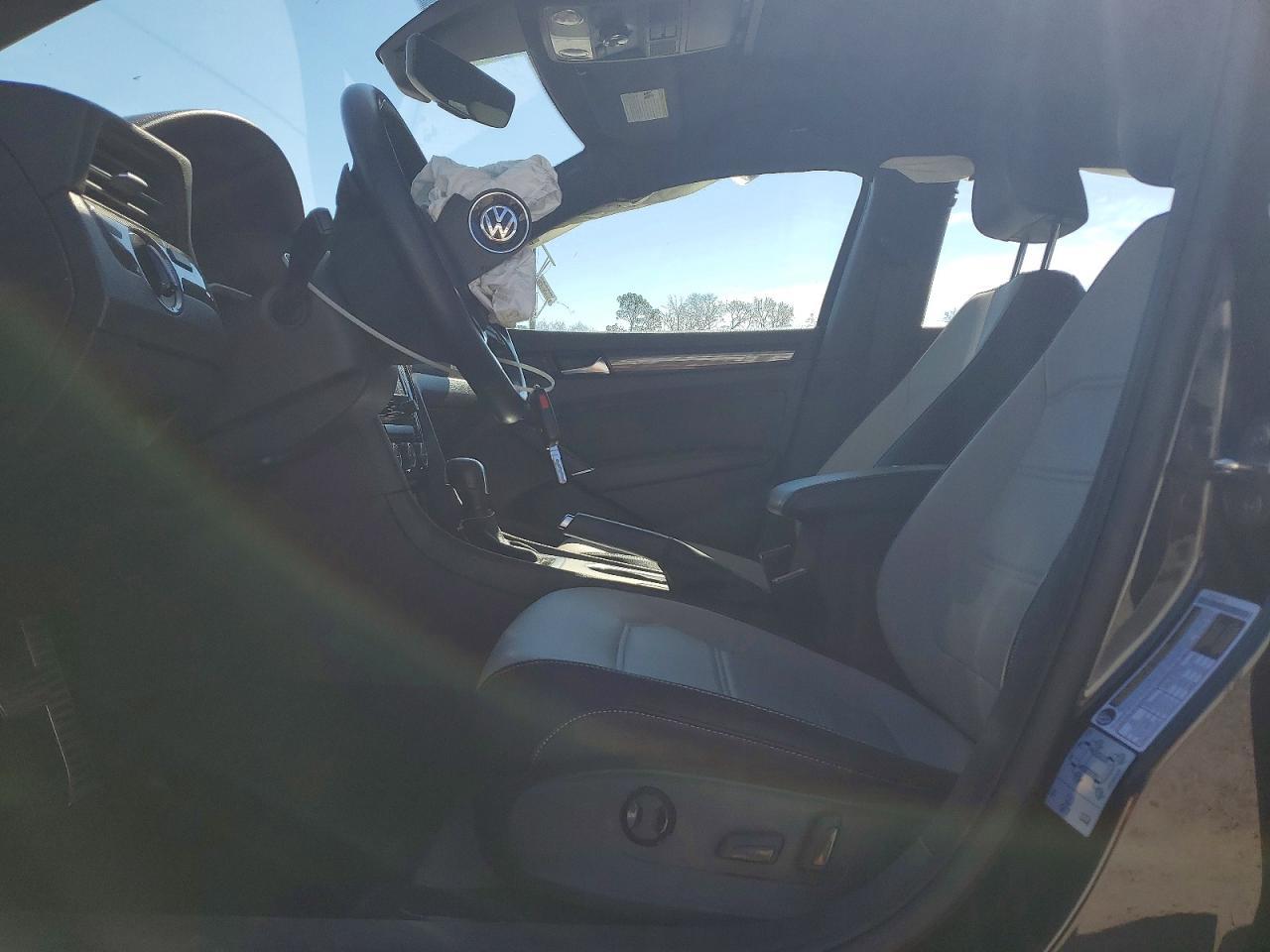 2021 Volkswagen Passat R-Line - Фото 7