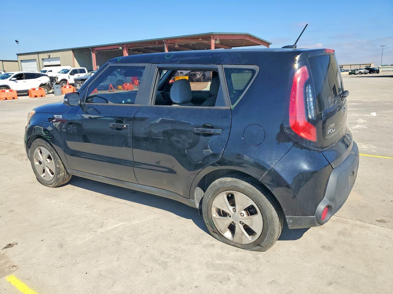 2016 Kia Soul - Image 2