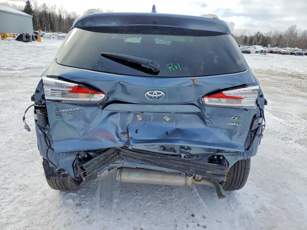 2024 Toyota Corolla Cross Le - Фото 6