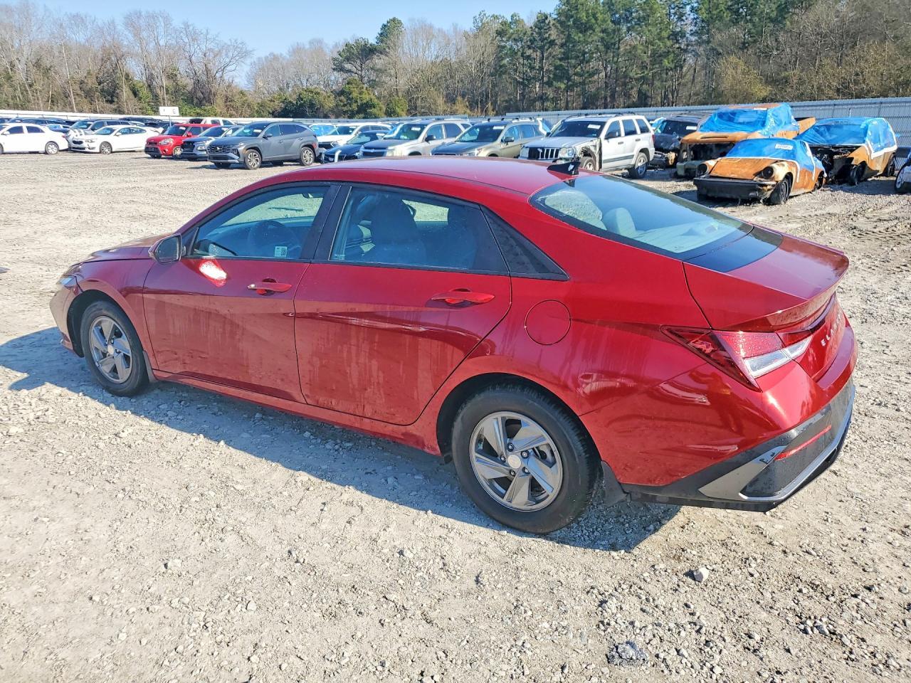 2024 Hyundai Elantra Se - Image 2