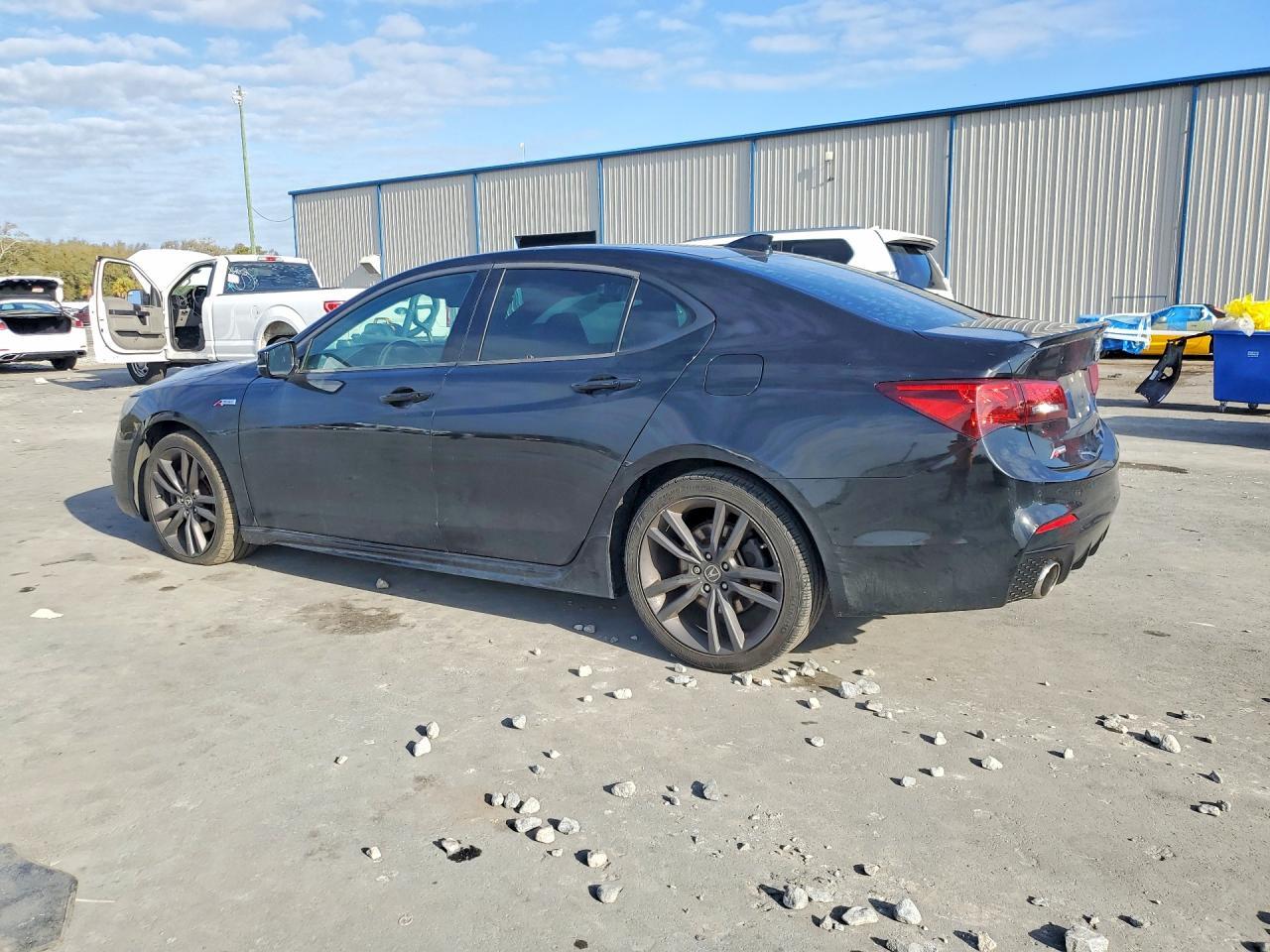 2018 Acura Tlx Tech+A - Фото 2