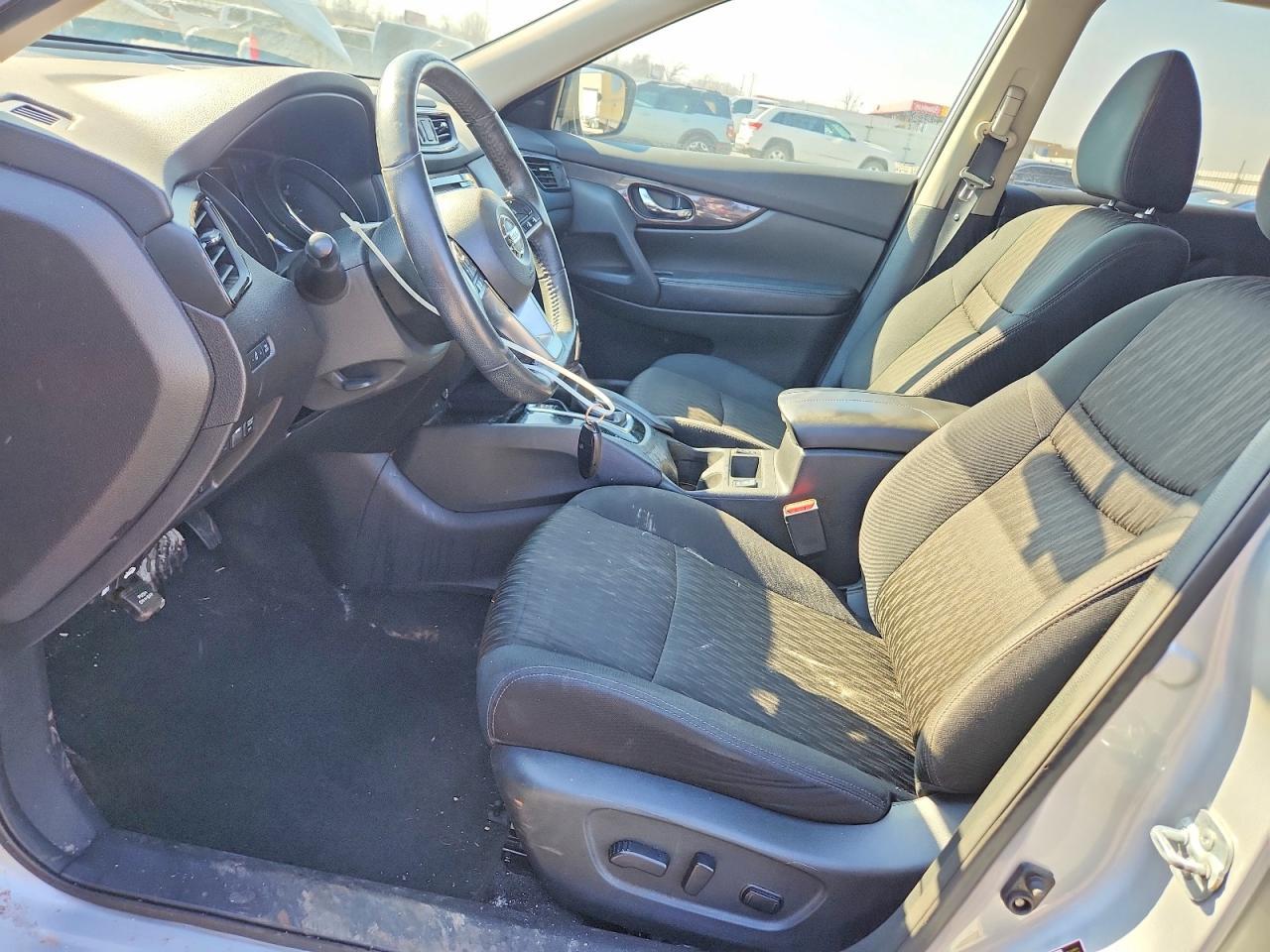 2017 Nissan Rogue Sv - Image 7