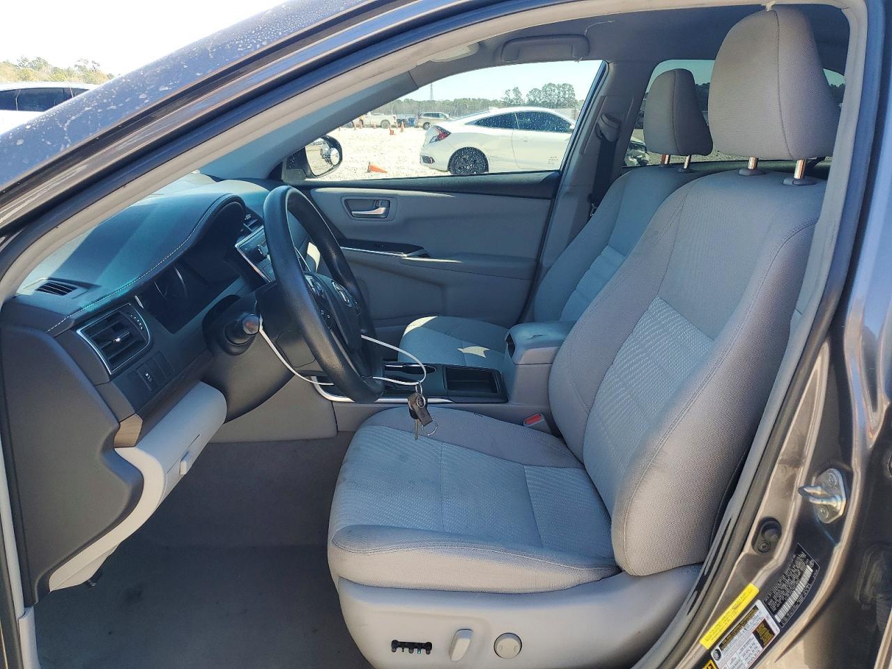 2017 Toyota Camry Le - Фото 7