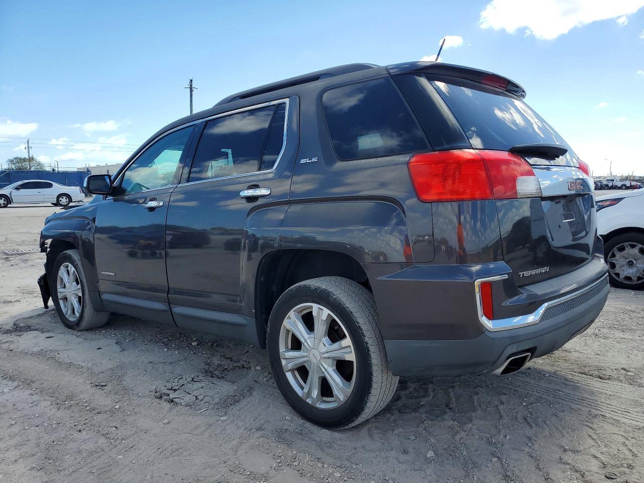 2016 GMC Terrain Sle - Image 2
