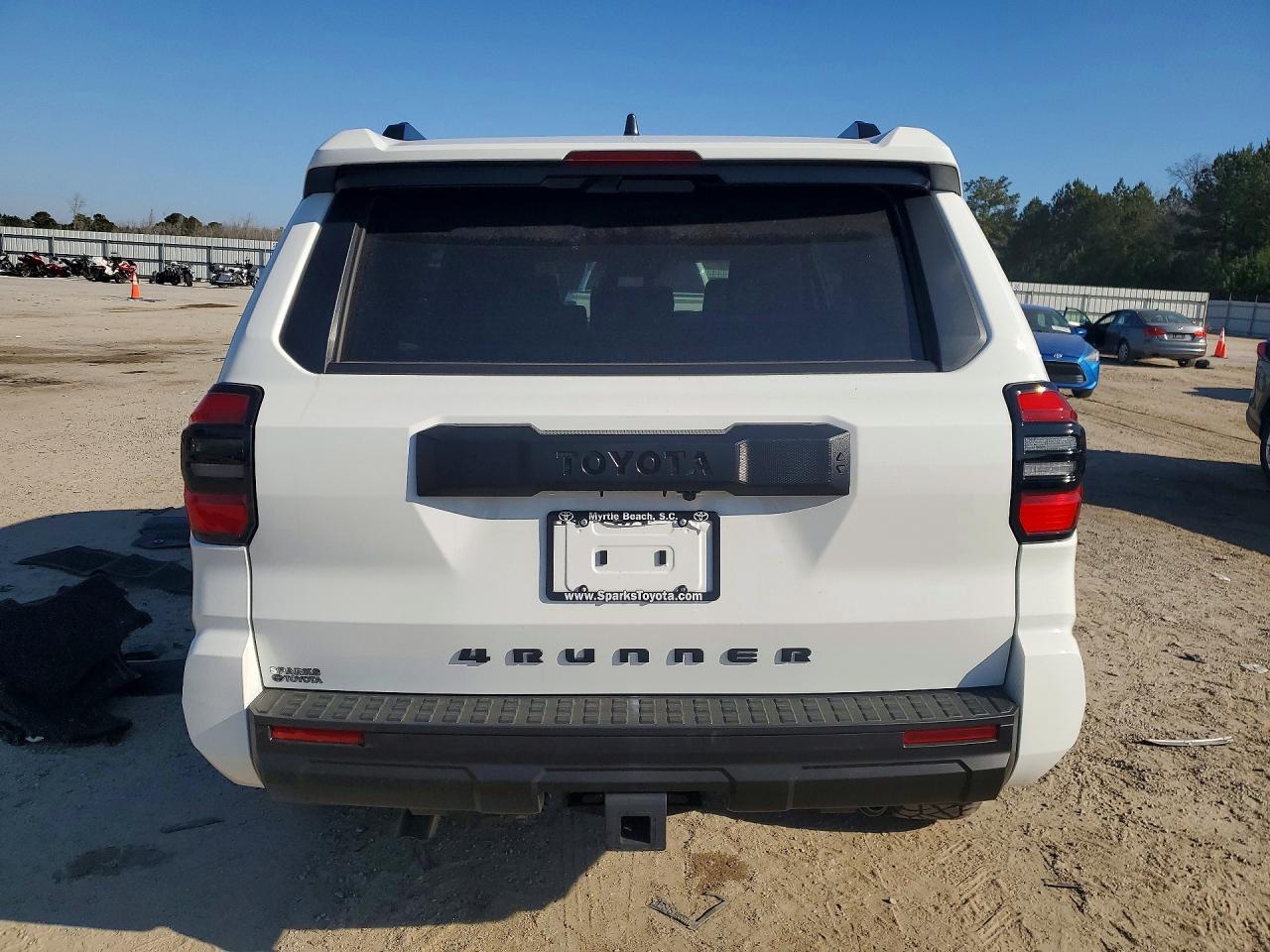 2025 Toyota 4Runner Sr5 - Фото 6