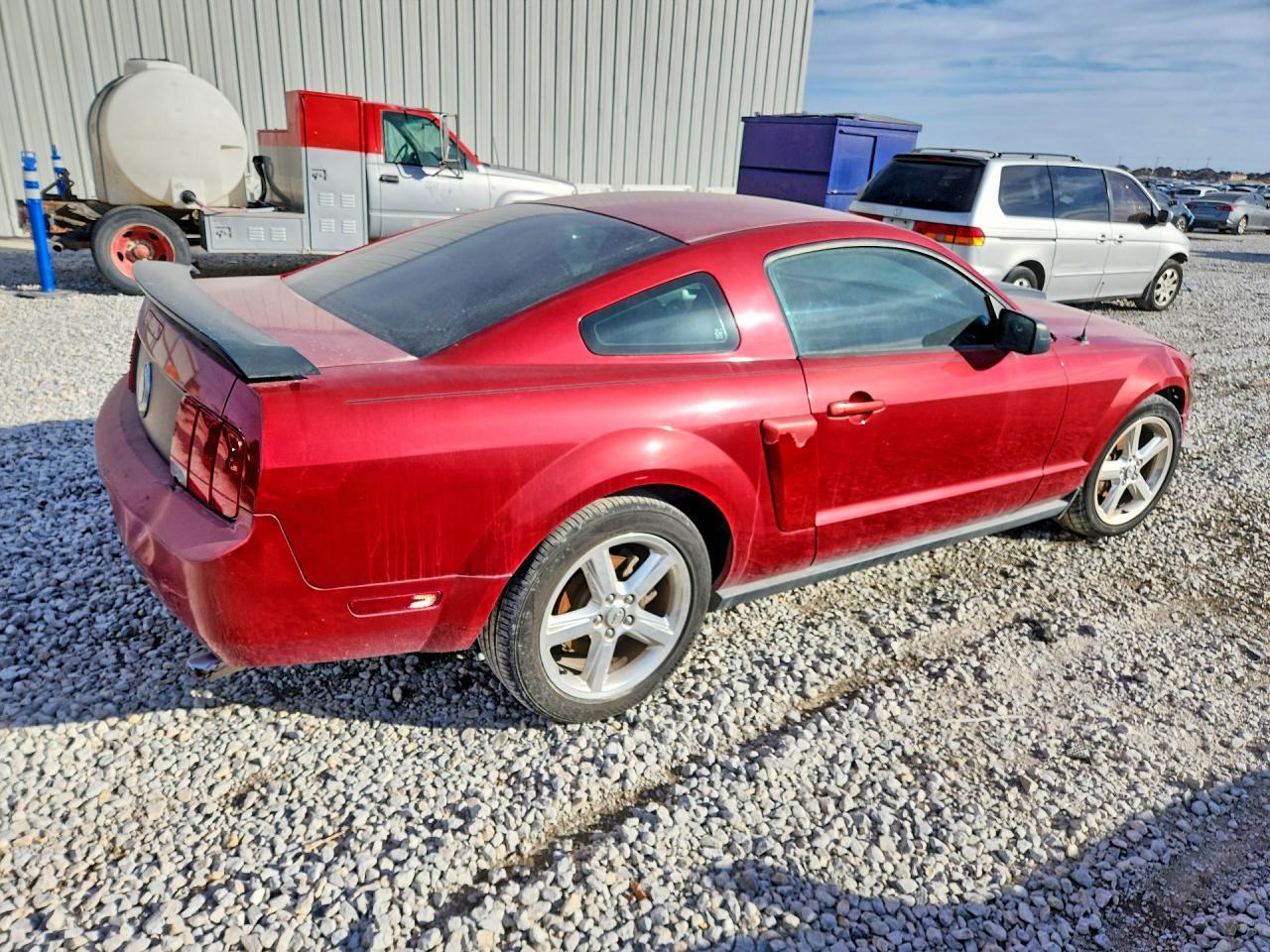 2008 Ford Mustang - Image 3