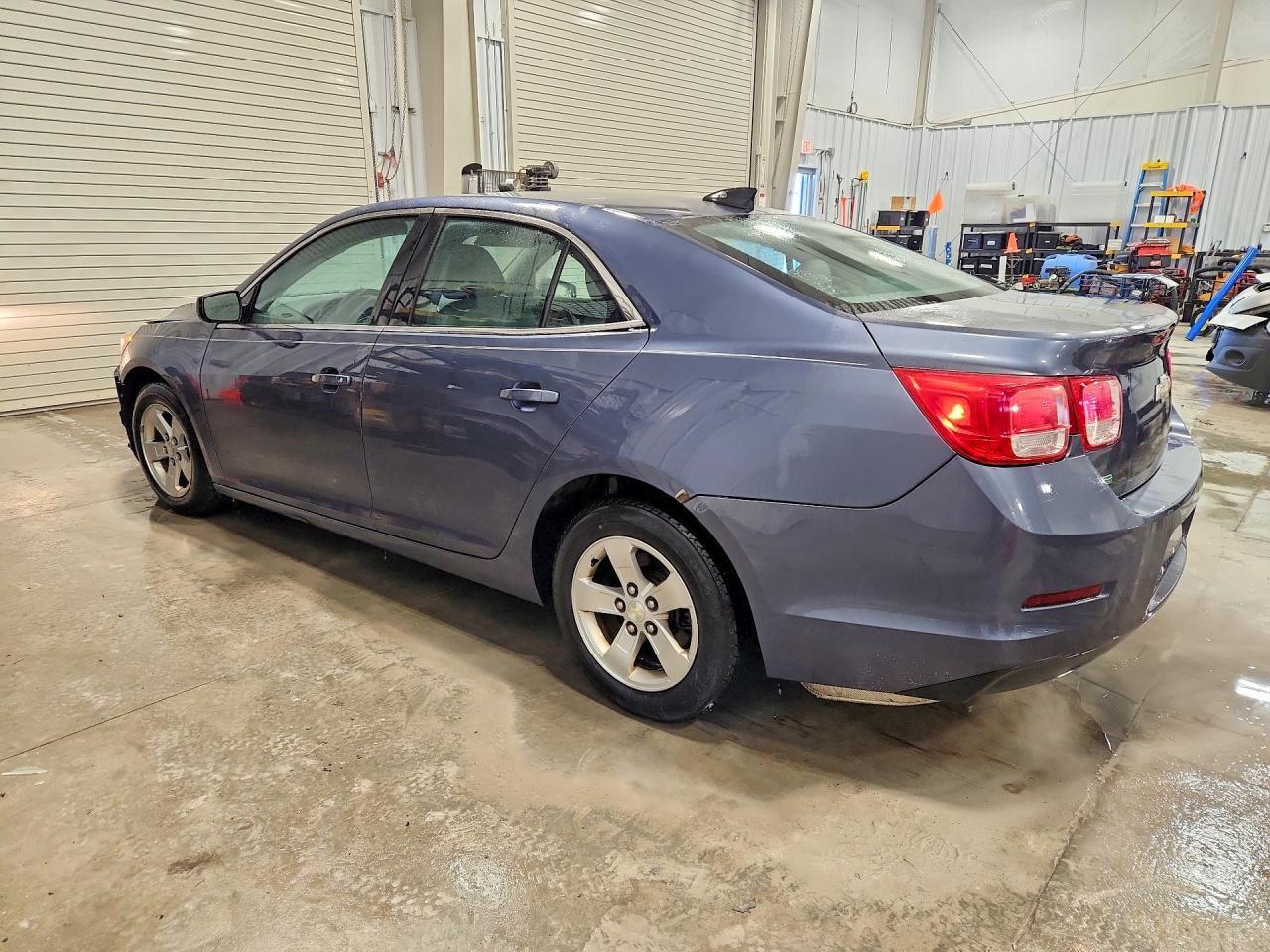 2015 Chevrolet Malibu Ls - Фото 2