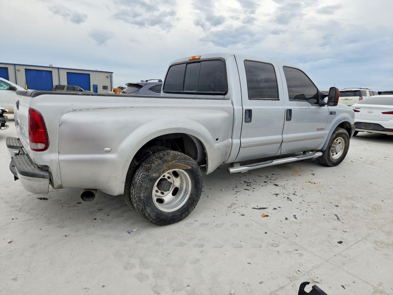 2004 Ford F250 Super Duty - Фото 3
