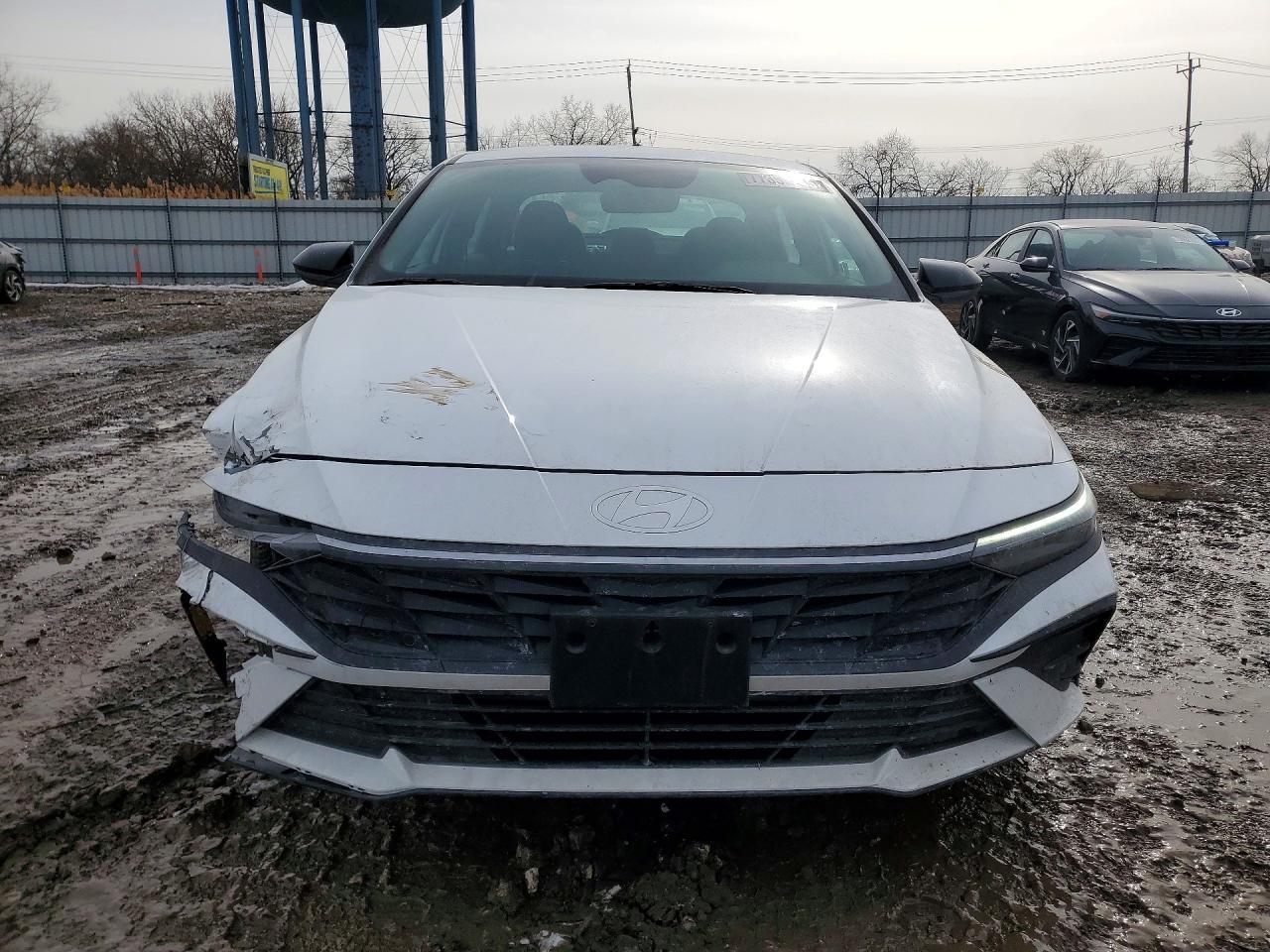 2025 Hyundai Elantra Sel Sport - Фото 5