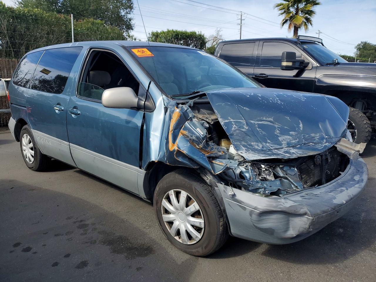 2000 Toyota Sienna Ce - Фото 4