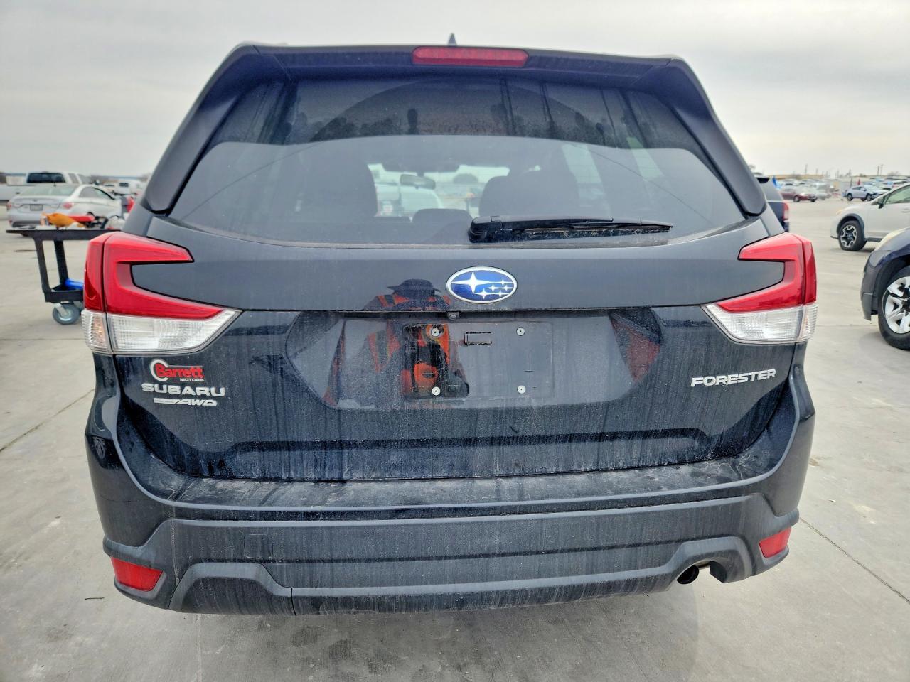 2022 Subaru Forester Premium - Image 6