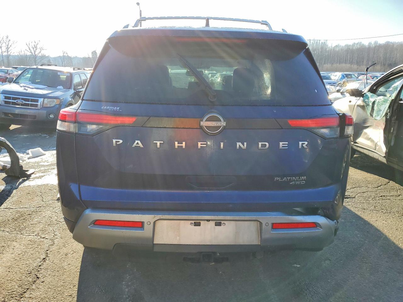 2022 Nissan Pathfinder Platinum - Фото 6