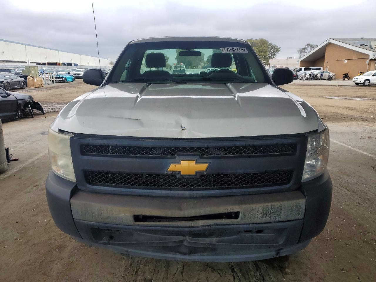 2011 Chevrolet Silverado C1500 - Фото 5