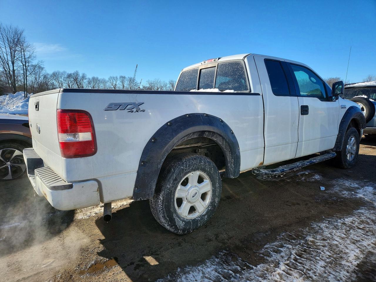 2005 Ford F150 - Image 3