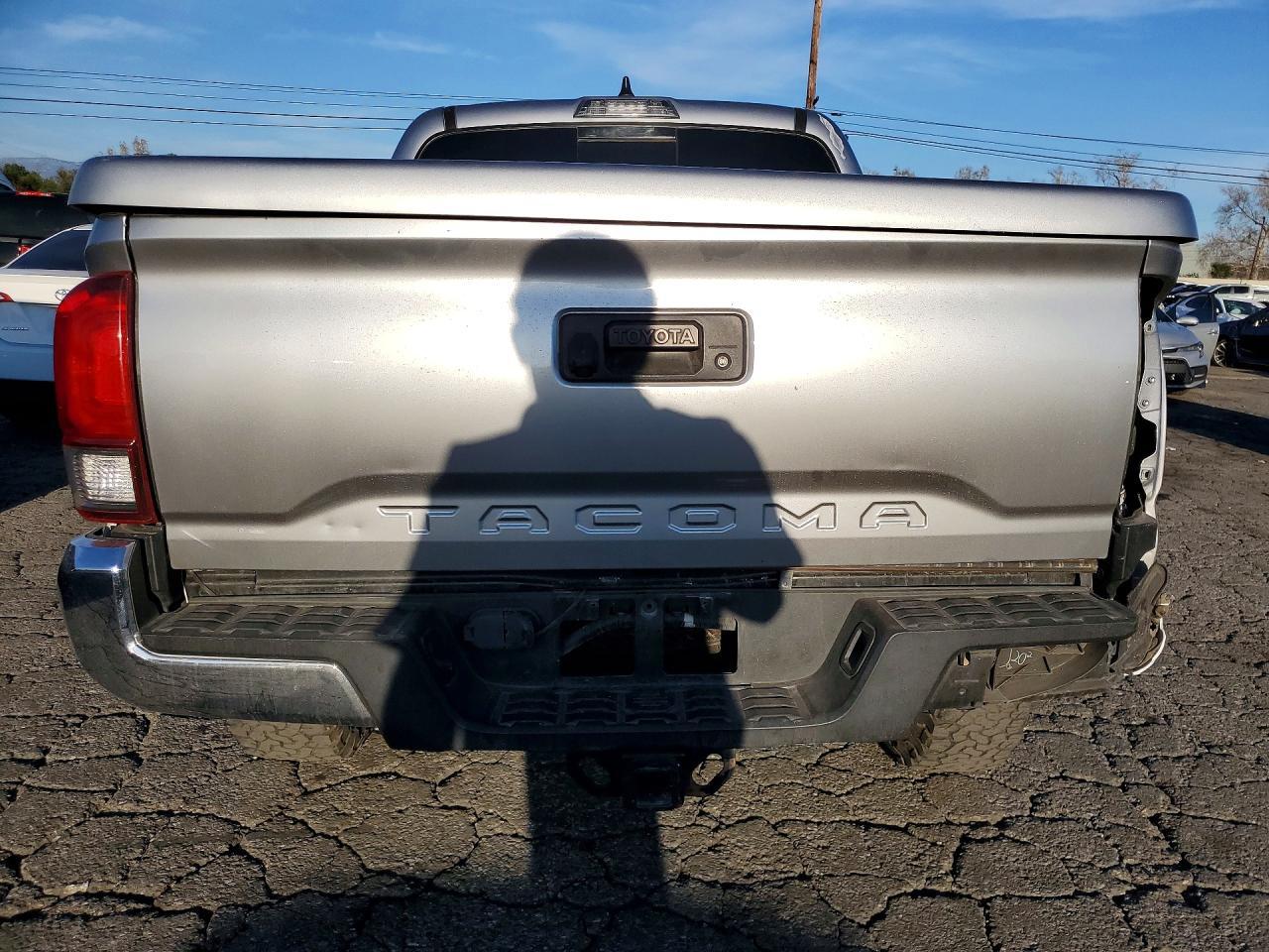 2021 Toyota Tacoma Sr5 V6 - Image 6
