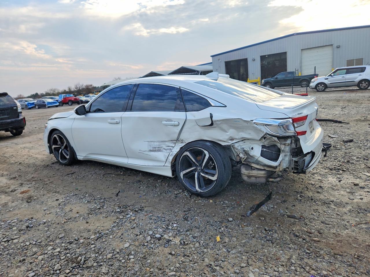 2020 Honda Accord Sport - Фото 2