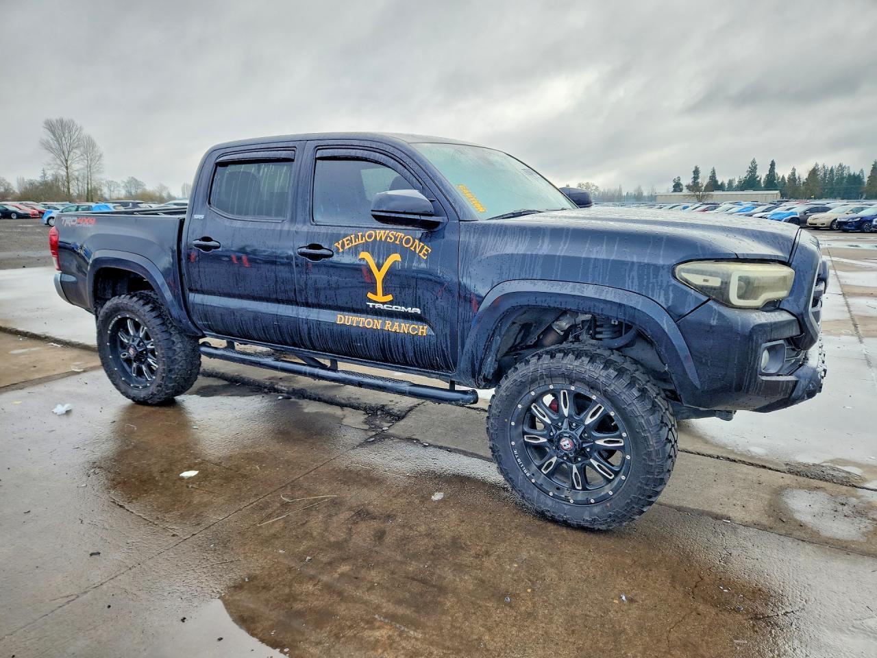2019 Toyota Tacoma - Image 4