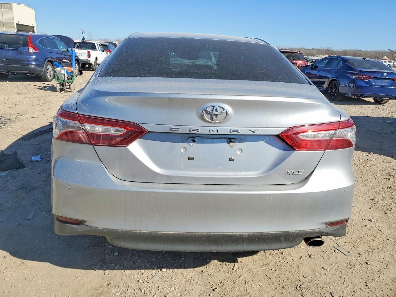 2018 Toyota Camry L - Фото 6