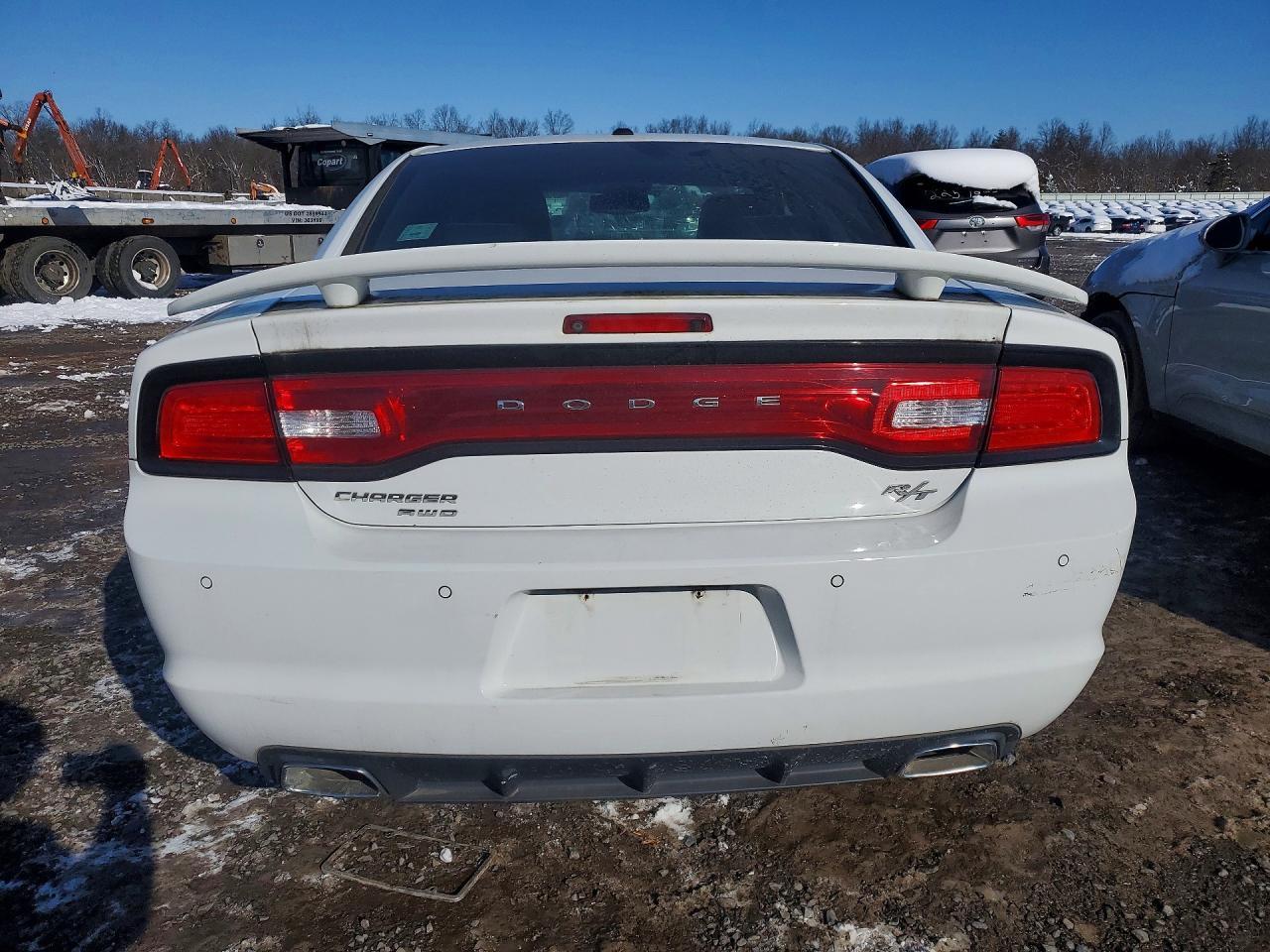 2014 Dodge Charger R - Фото 6
